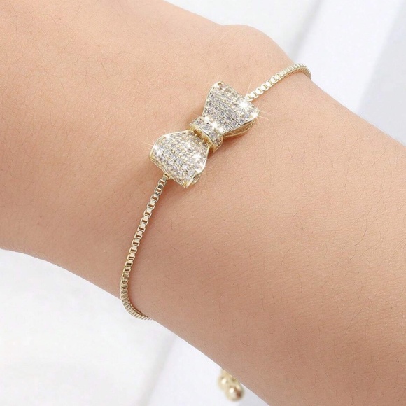 Luxe Cubic Zirconia Bow Pull Adjustable Bracelet - Picture 3 of 6